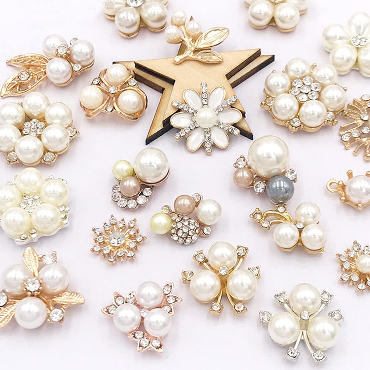 500pcs Pearl Beads Bulk,10mm White Faux Pearl Bead with Holes for Craft Plastic Bracelet Necklace