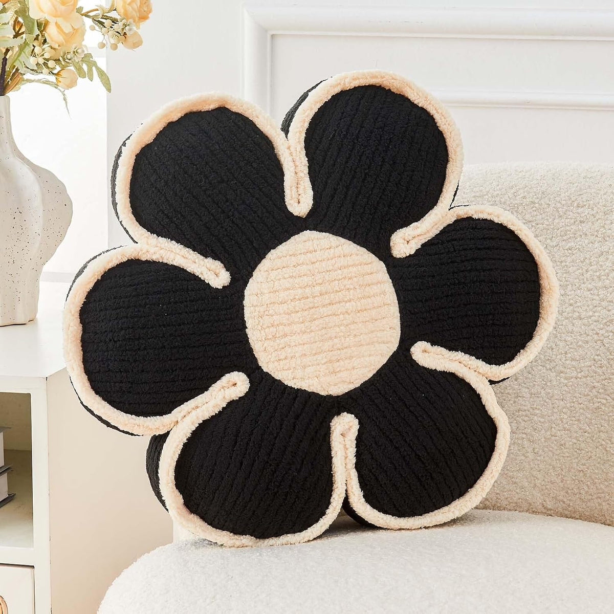 Flower Pillow, Soft Flower Decorative Throw Pillow, Cute Daisy Flower Shaped Seating Floor Cushion