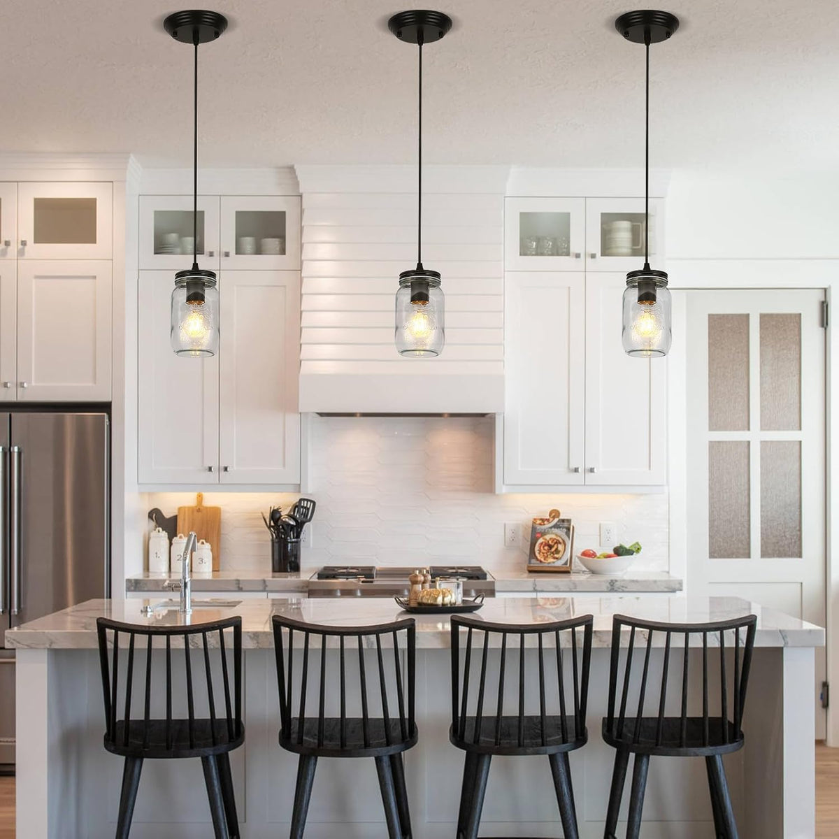 Glass Pendant Lights Kitchen Island, 1-Light Black Pendant Light Fixtures with Mason Jar Clear