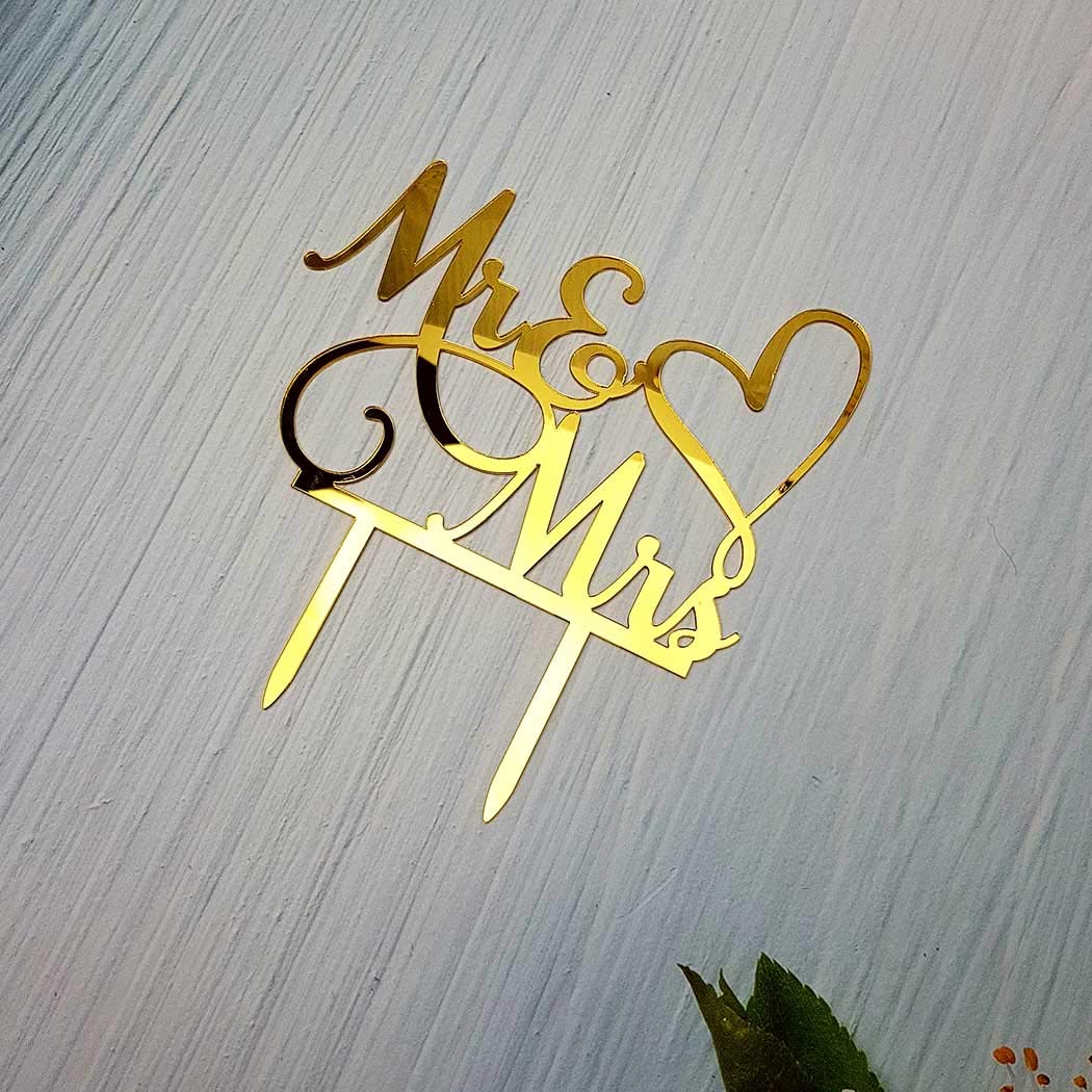 AMINJIE Mr and Mrs Cake Topper, Bride and Groom Sign Wedding/Engagement Cake Toppers Decoration