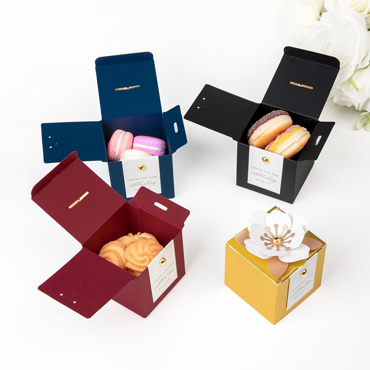 FEIYI 20 PCS Candy Boxes, 3 In 1 Black Favor Boxes with Floral Decor, White Thank You Tags Gift