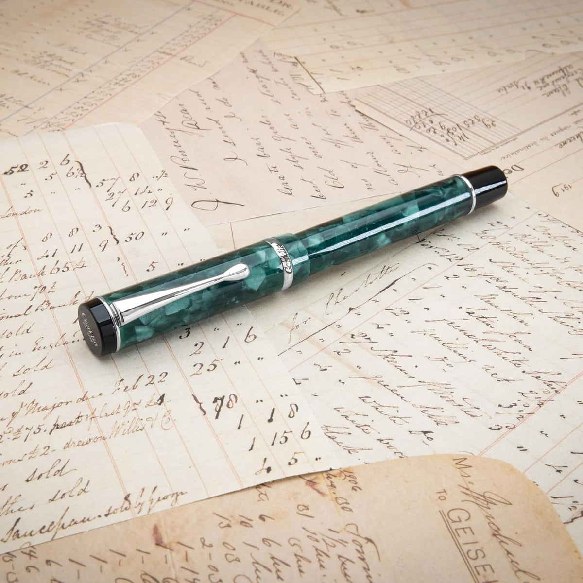 Conklin Duragraph Fountain Pen Forest Green - Medium Nib, Timeless Luxury for Professional Writing