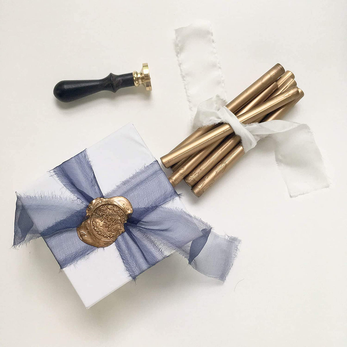 UNIQOOO Mini Glue Gun Sealing Wax Sticks for Wax Seal Stamp - Metallic Antique Gold, Great for