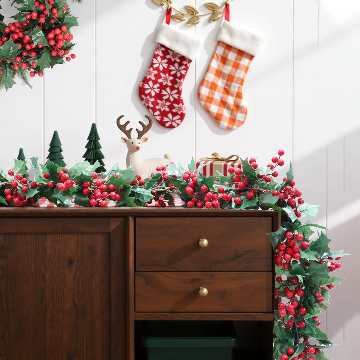 Uguisu 2pcs 5.6ft Red Artificial Christmas Garland,Eucalyptus Green Garland with Berry Flower