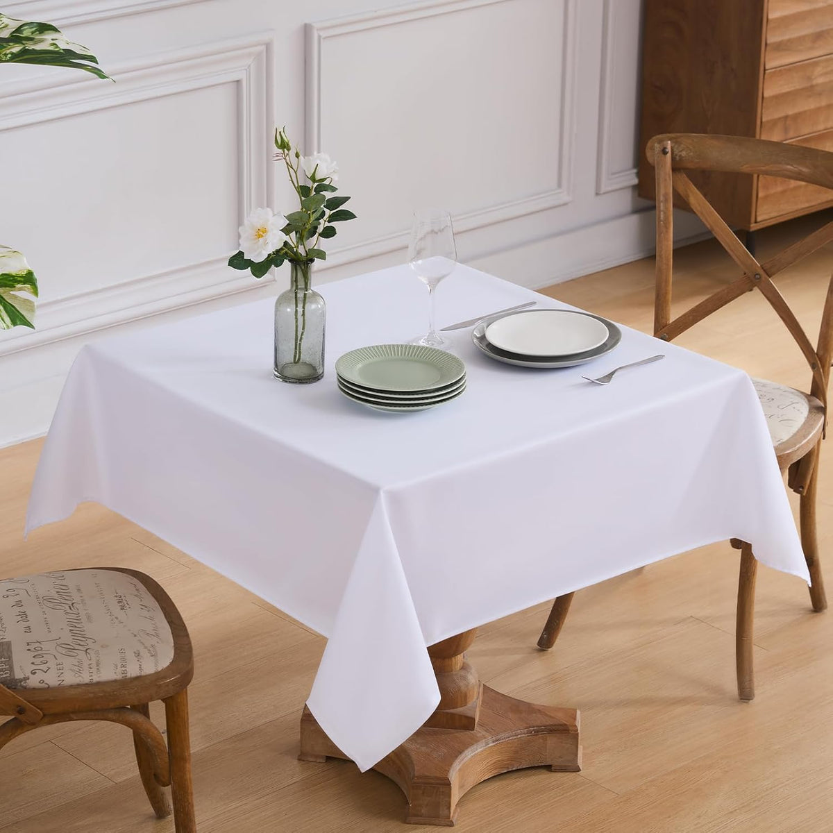 VidaFete Square Tablecloth 2 Pack 52 x 52 Inch Tablecloths Stain Wrinkle Resistant Polyester Dining