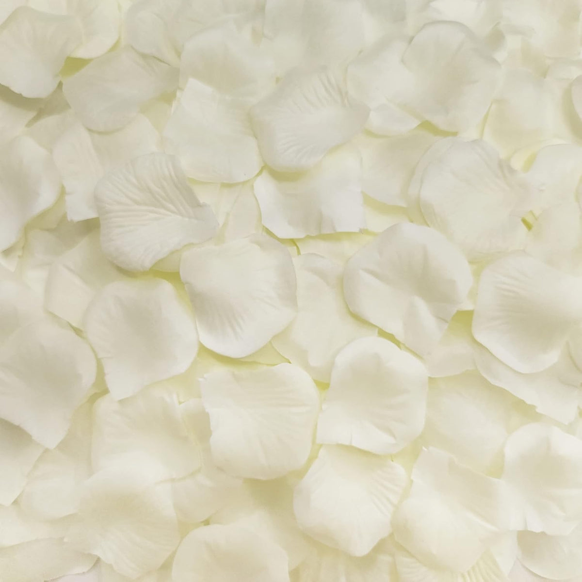 Ouddy Decor 5000 Pcs Rose Petals Artificial Flower for Valentine's Wedding Decor Romantic Night