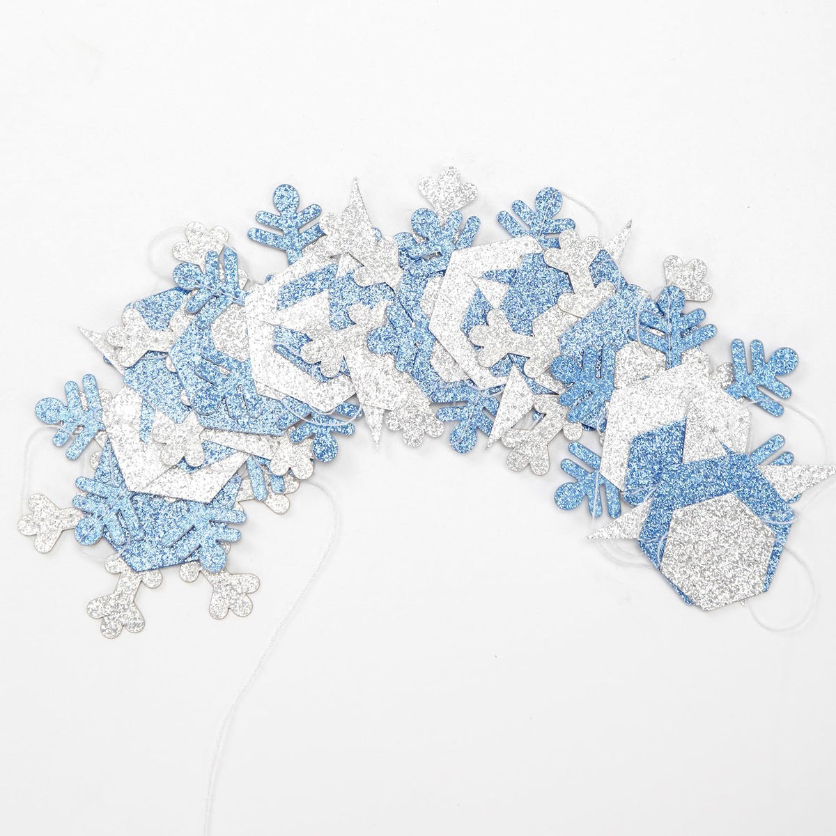 Snowflake-Snow Silver-Blue Christmas Party-Decorations Streamers - 52Ft White Winter Wonderland
