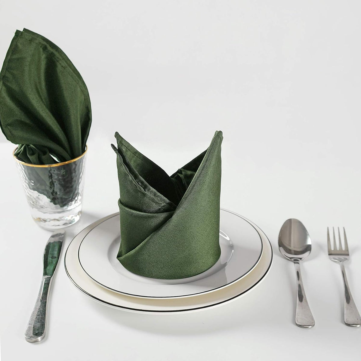 Cloth Napkins 20x20 inch Washable Polyester Dinner Napkins Soft Table Napkins for Wedding Party