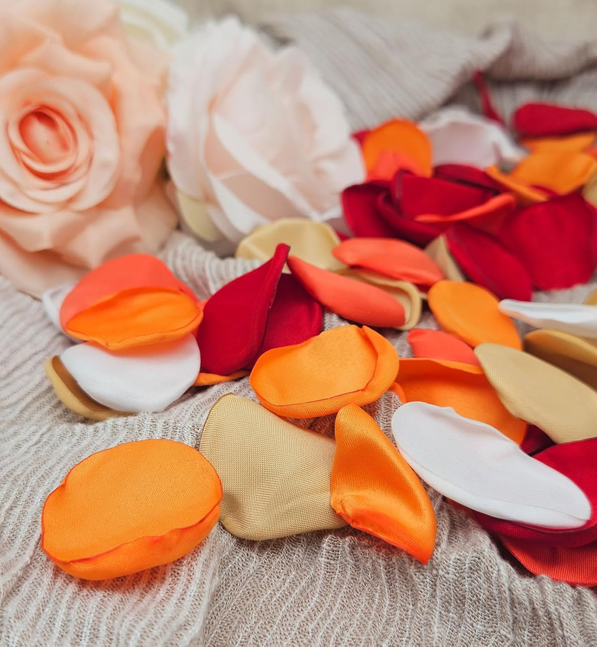 ZOOYOO 200Pcs Silk Rose Flower Petals for Valentaine's Day,Wedding Flower Gril Basket,Aisle