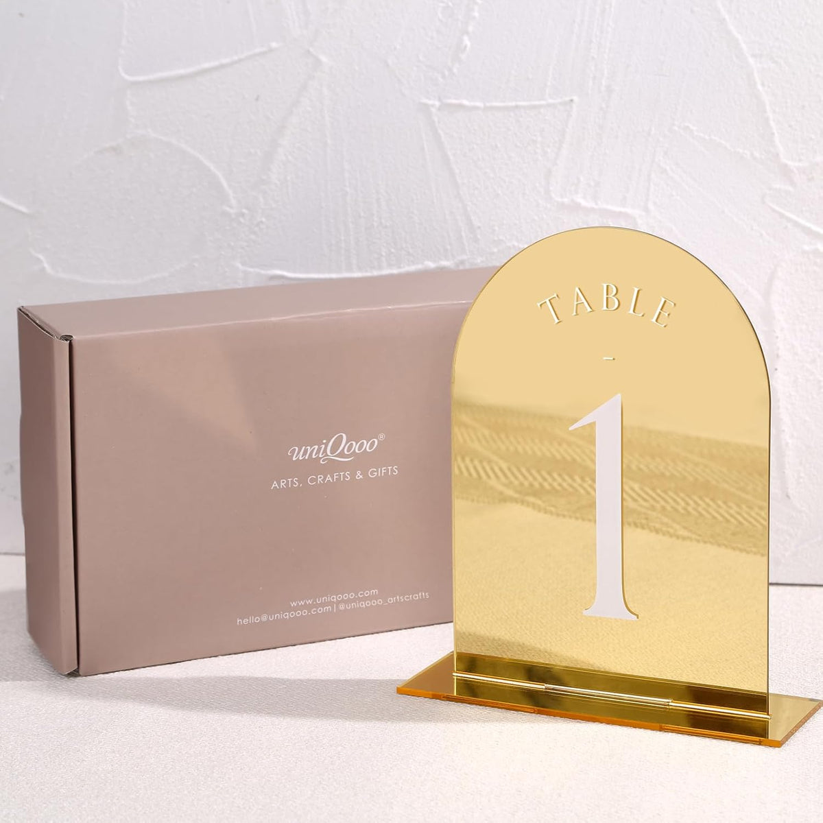UNIQOOO Gold Mirror Arch Wedding Table Numbers with Stands 1-20, 5x7 Acrylic Display Signs and