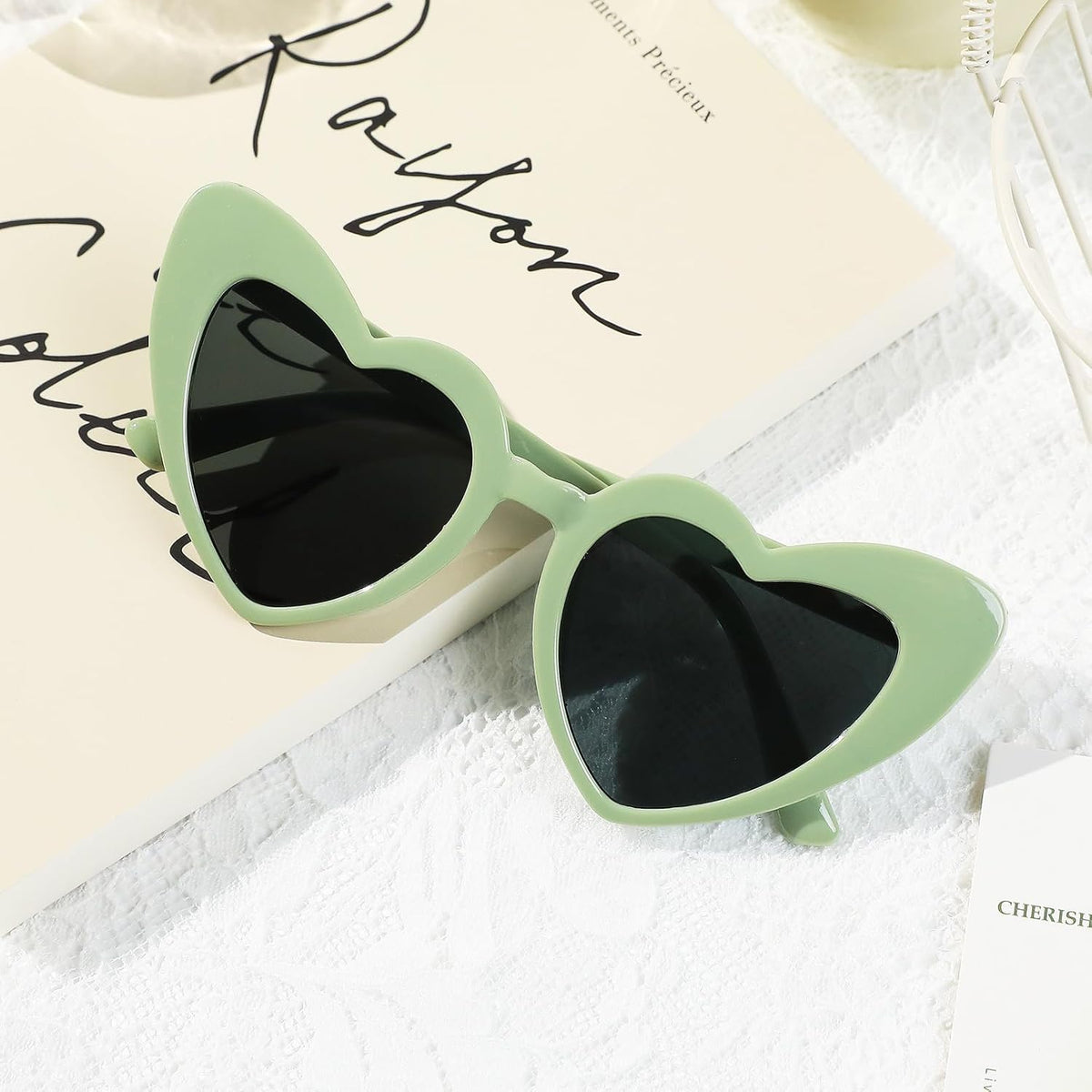 YOGFIT Heart Sunglasses for Women Fashion Classic Love Eye Protection Sunglasses Vintage Cute Heart