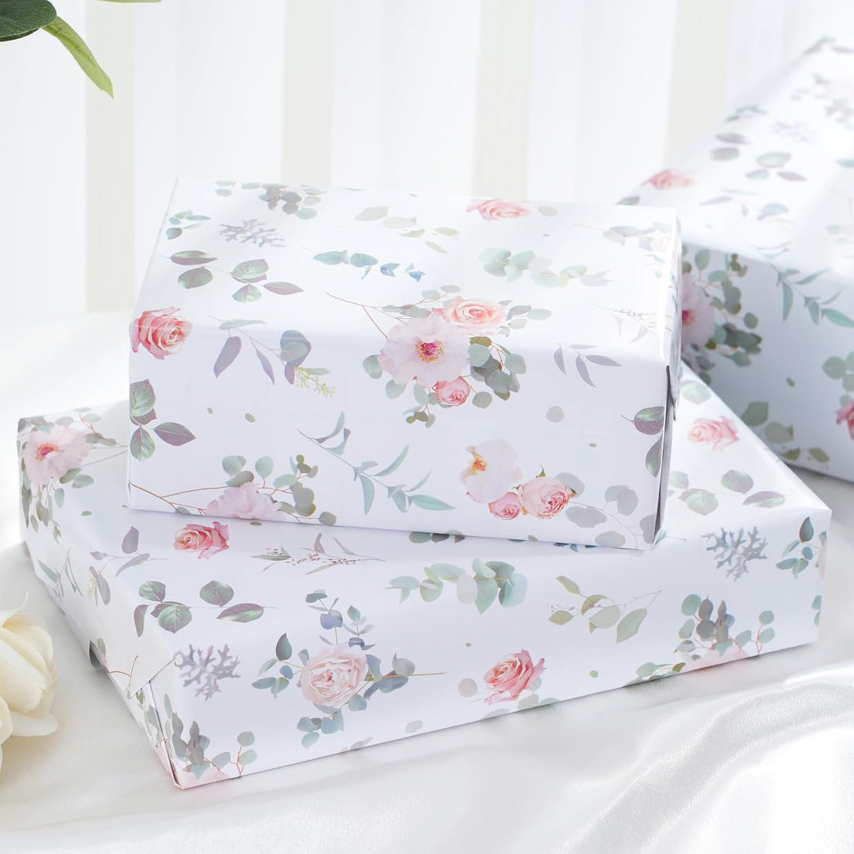 Ulmasinn Floral Wrapping Paper Roll - 17 Inches x 33 Feet - Vintage Romantic Rose Flower Gift Wrap