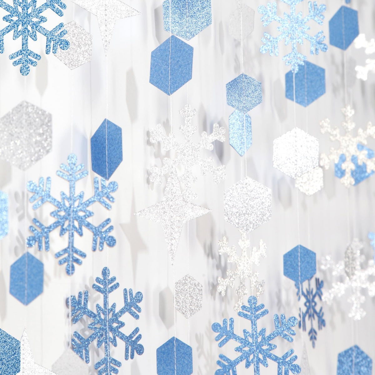 Snowflake-Snow Silver-Blue Christmas Party-Decorations Streamers - 52Ft White Winter Wonderland