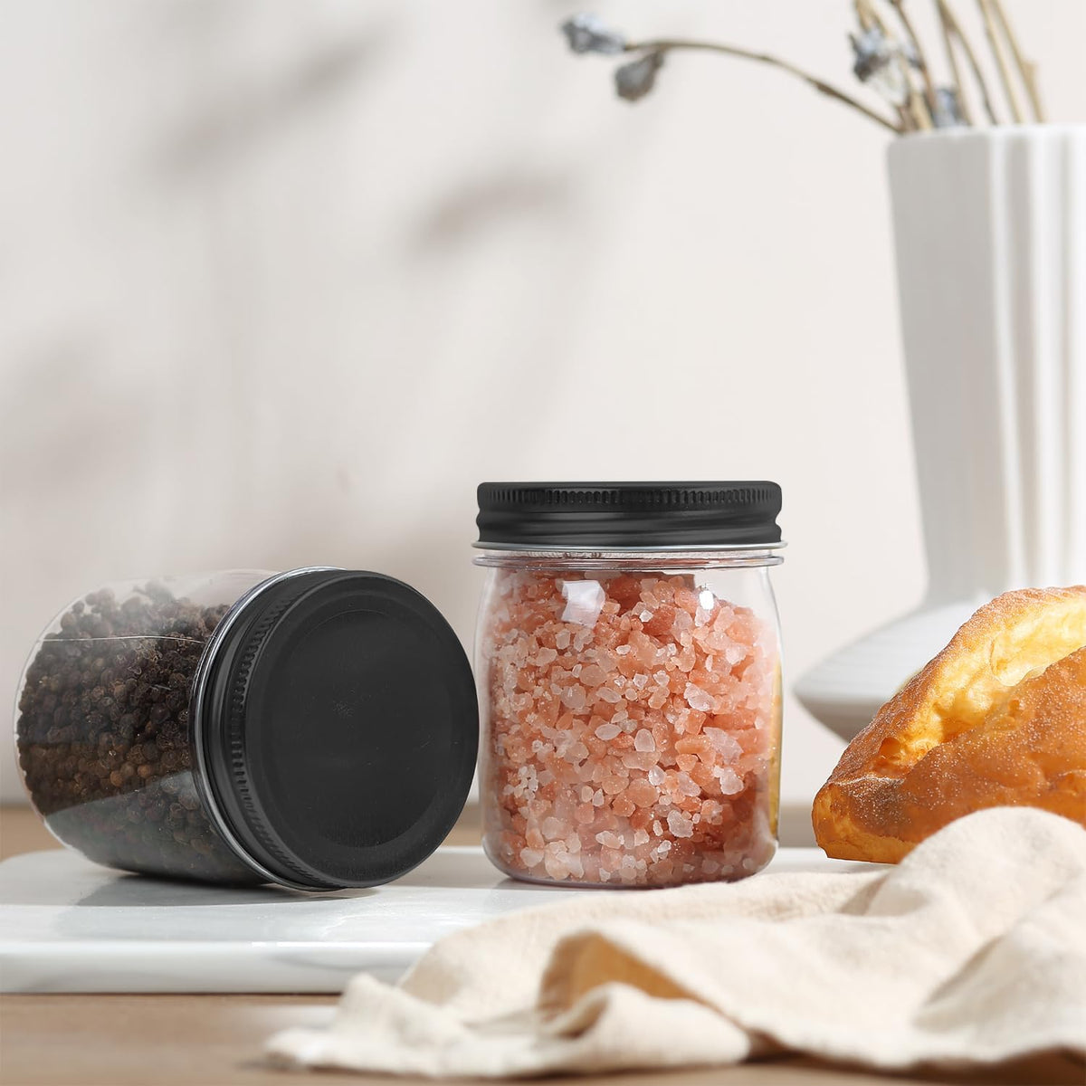 novelinks 8 oz Clear Plastic Jars with Screw-On Lids - BPA-Free Refillable Storage Containers for