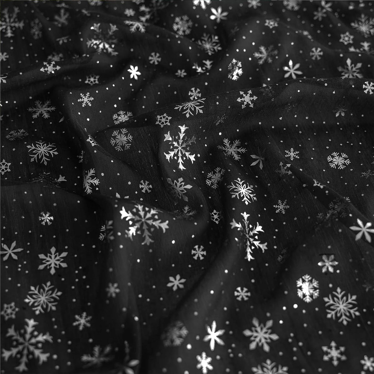 Silvery Snowflake Metallic Print Tulle Christmas Table Runner, Seasonal Winter Kitchen Dining Table