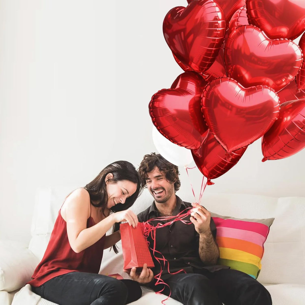 TONIFUL 15Pcs 18 Inch Red Heart Balloons Valentine’s Day Heart Shape Foil Mylar Balloons Decoration