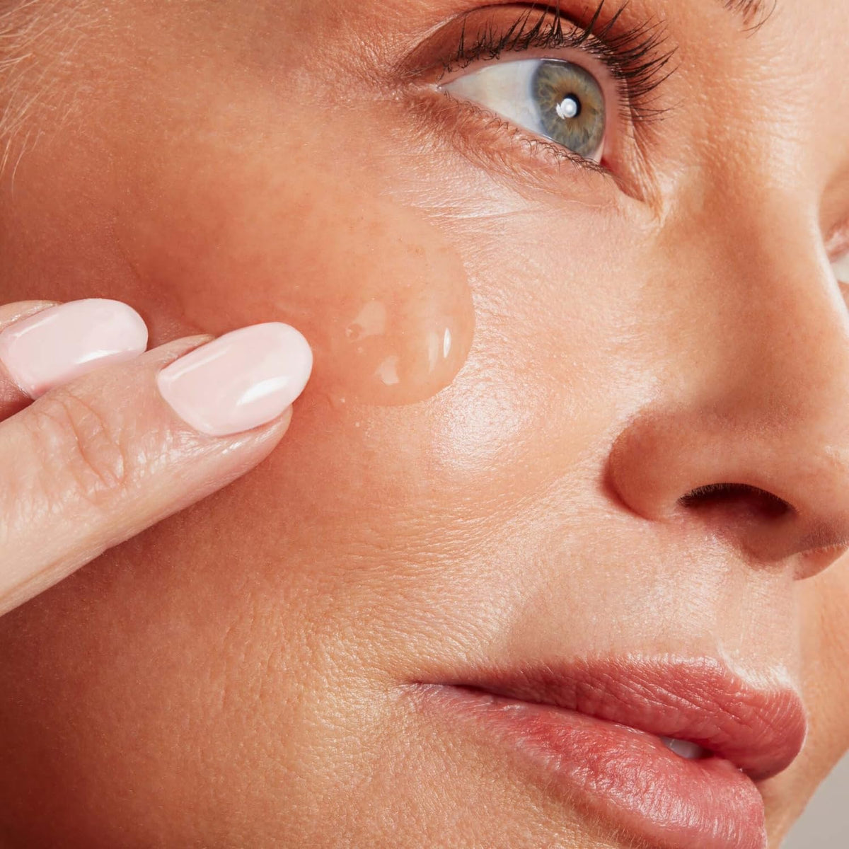 NuFACE Aqua Gel Activator - Microcurrent Conductive Gel & Activator Powered by IonPlex & Hyaluronic