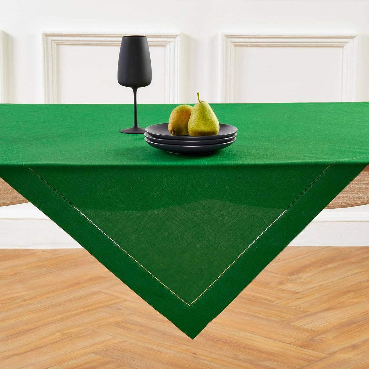 Solino Home Linen Tablecloth 52 x 52 Inch - 100% Pure Linen Garden Green Square Tablecloth