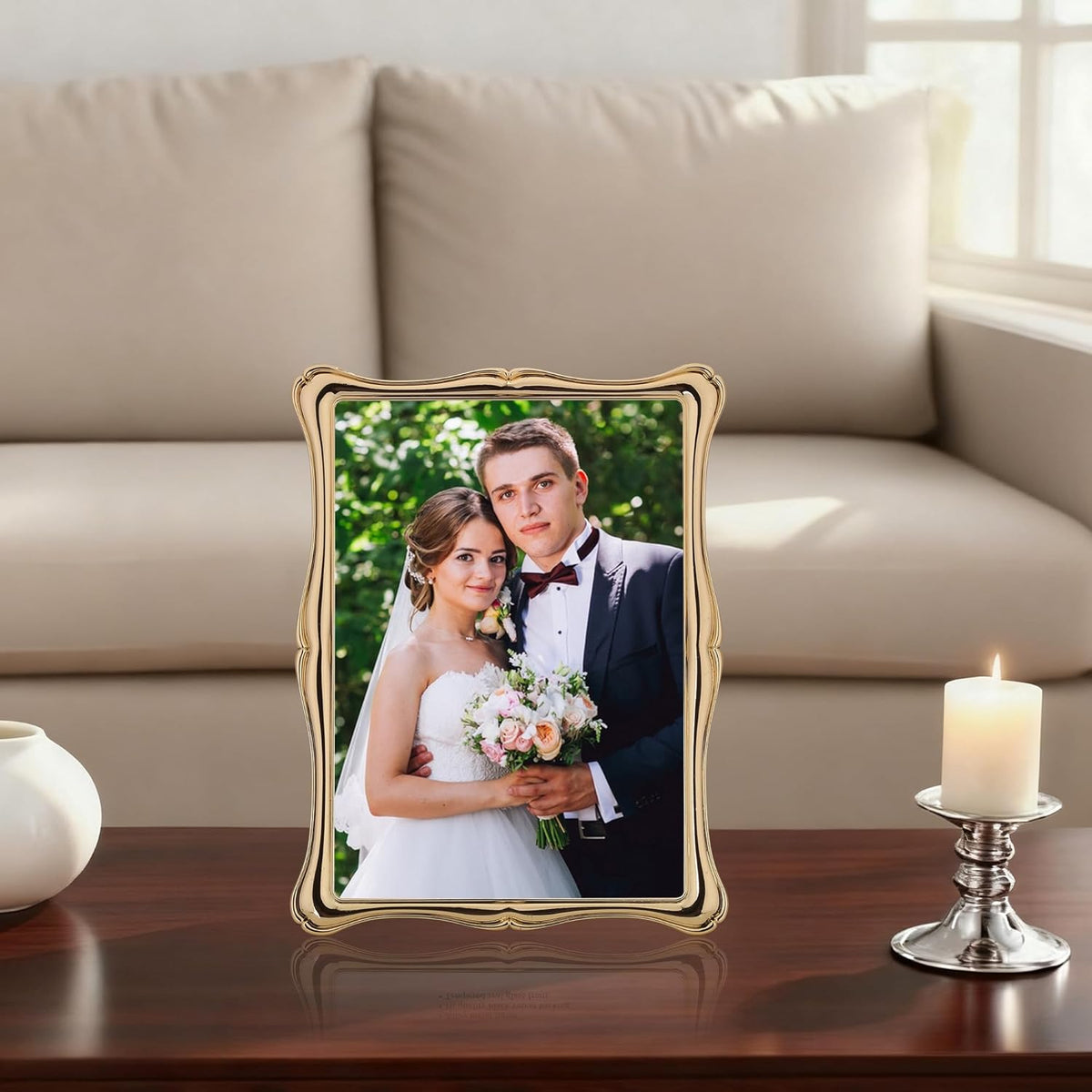 5 x 7'' Premium Alloy Gold Photo Frame - Luxury Display Hi End Décor Picture Frames 7 x 5'' with
