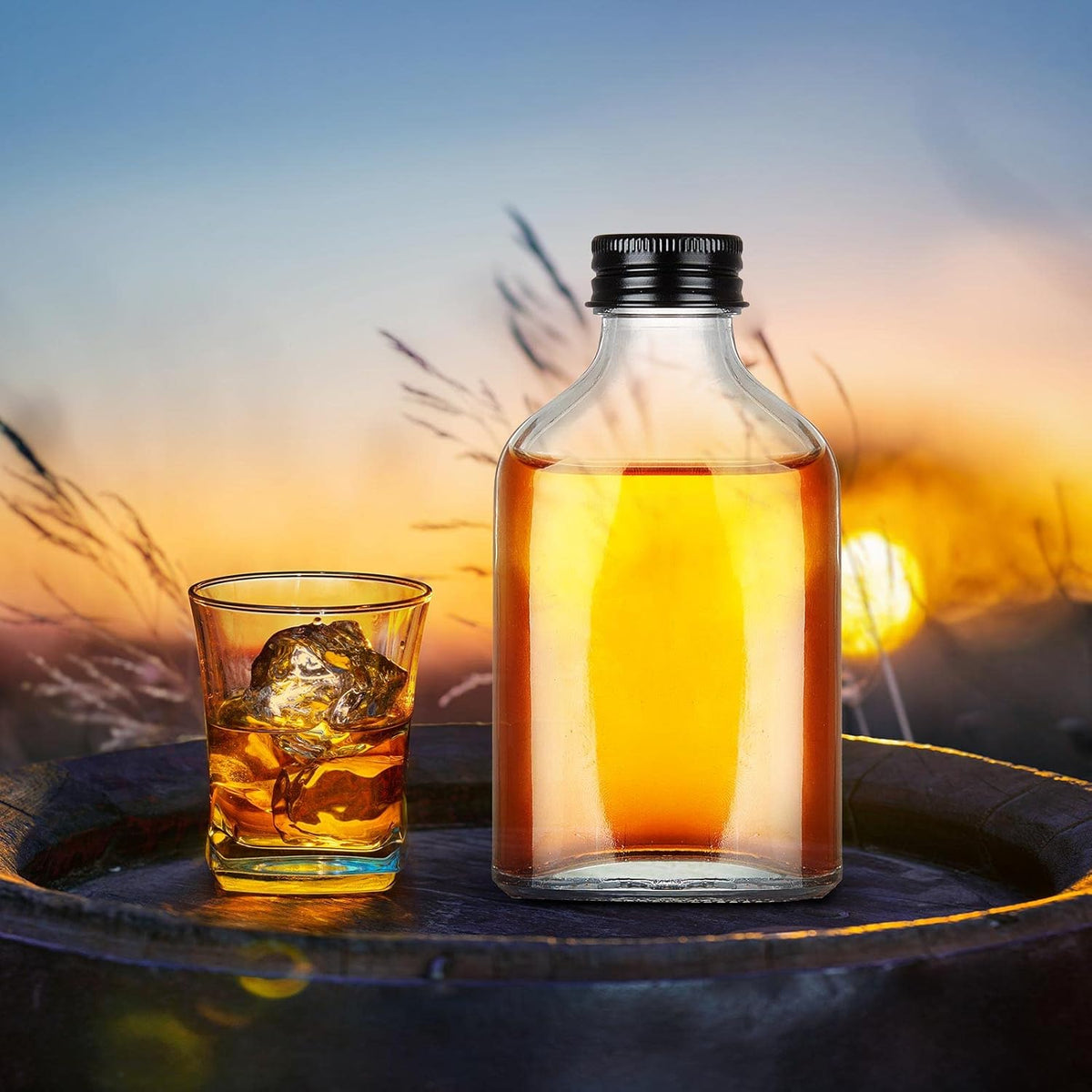 Patelai 16 Pcs Clear Glass Bottles with Caps Mini Glass Flask Liquor Bottles Empty Alcohol Shot