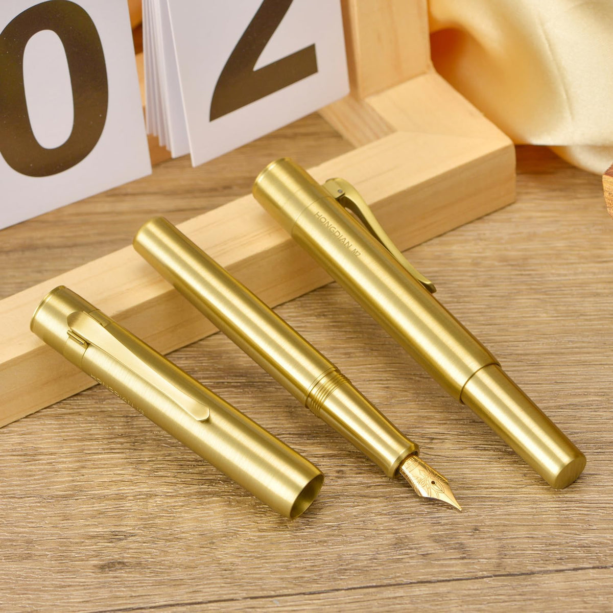 Hongdian M2 Mini Brass Fountain Pen with Extra Fine Soft Golden Nib, Sleek Shape Short Pocket