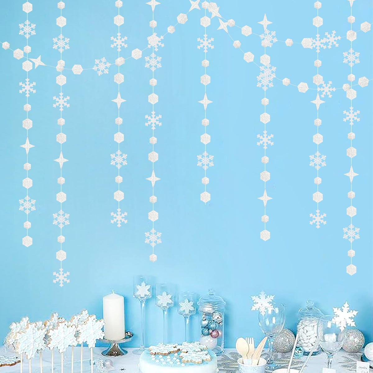 Snowflake-Snow White-Silver Christmas Party-Decorations Streamers - 52Ft White Winter Wonderland