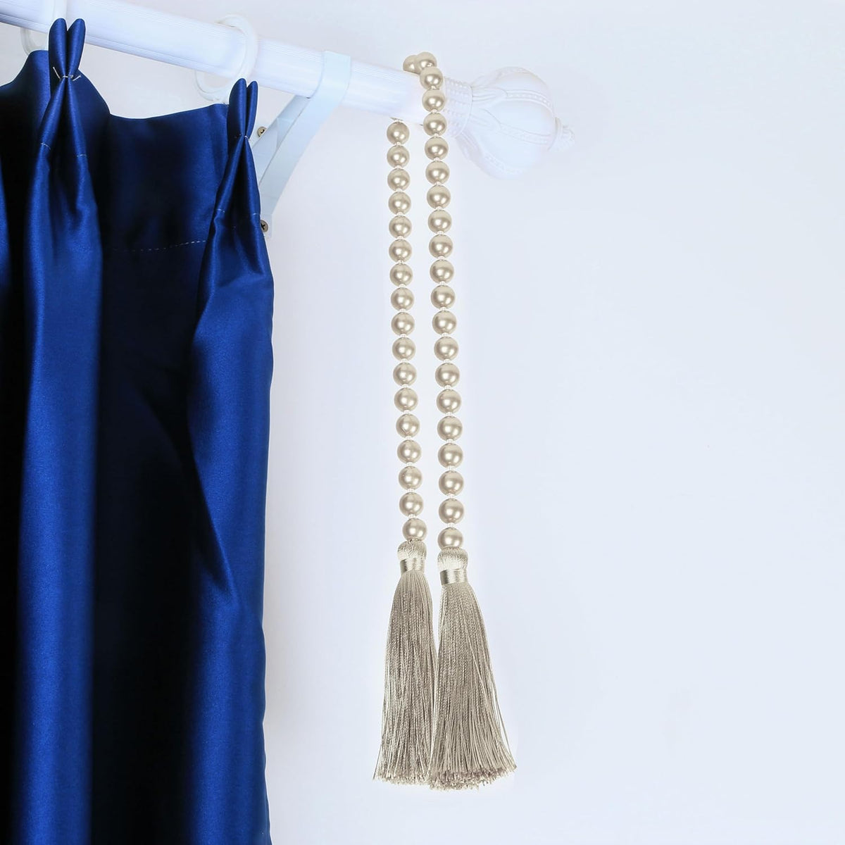 Fenghuangwu 34 Inch Glass Bead Garland with Tassels - Elegant Boho Table Decor, Fringe Wall Hanging