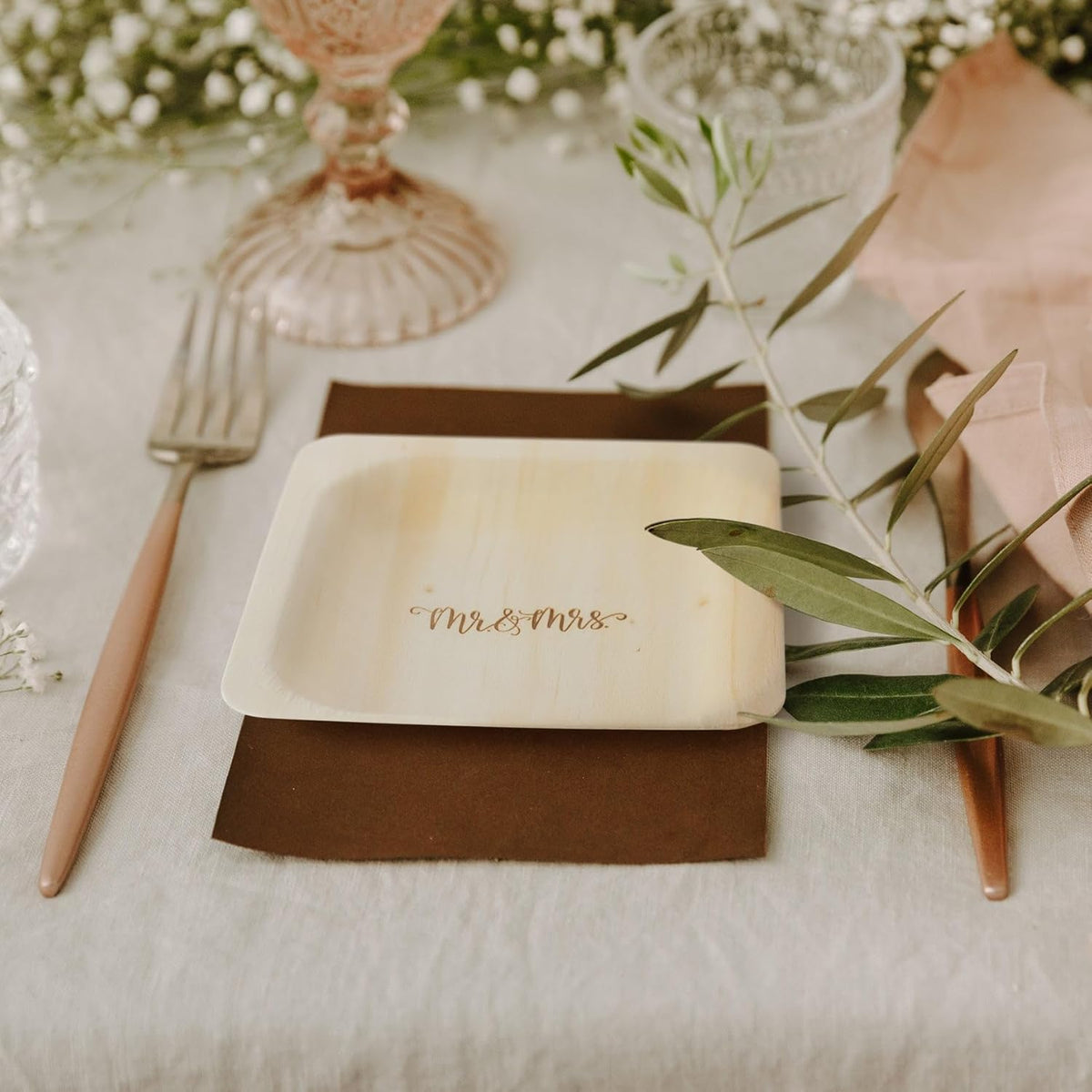 Mr. and Mrs. Disposable Wedding Plates – Rustic, Compostable Alternative to Plastic Plates for