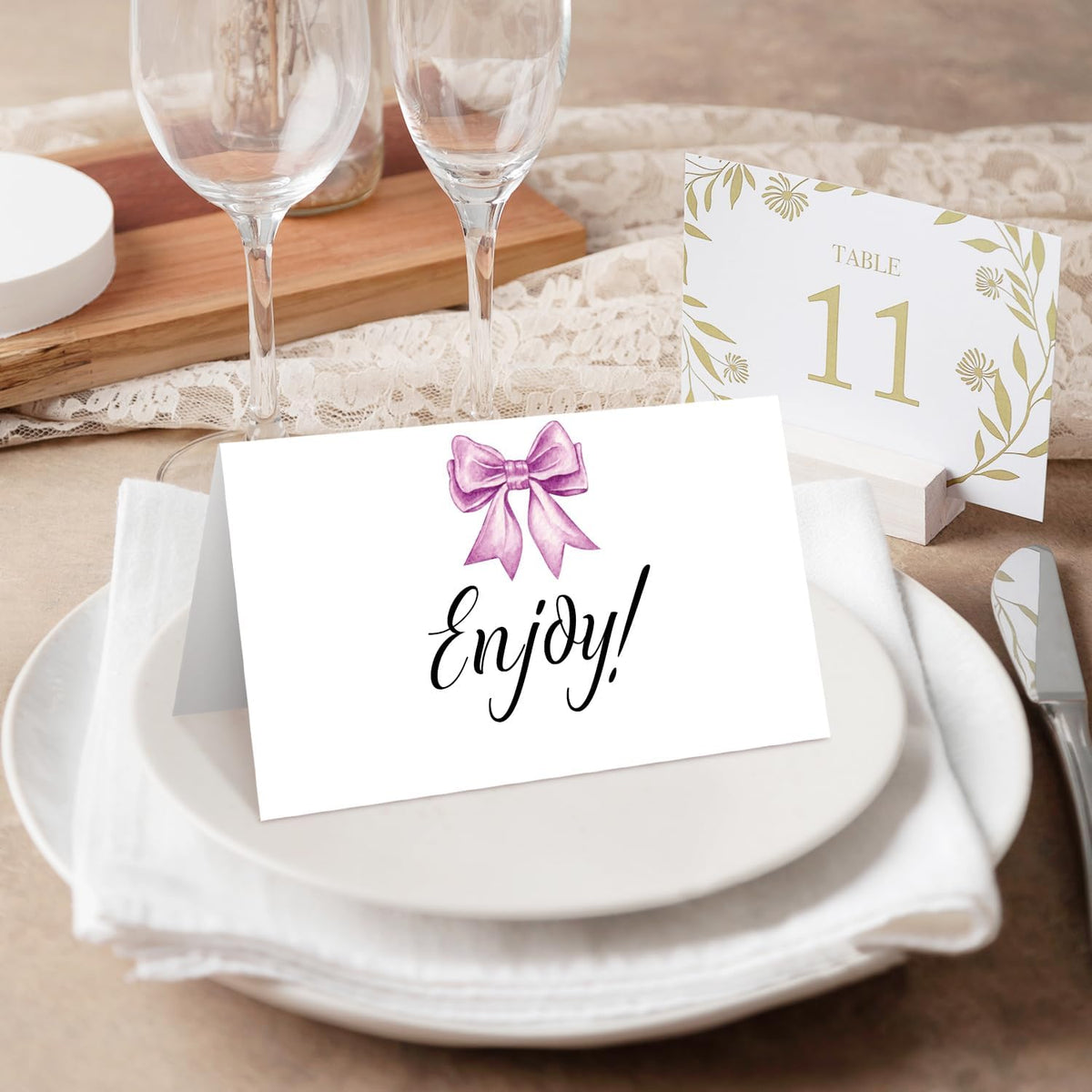 25 Purple Bow Place Cards for Table Seating, Watercolor Wedding Name Place Card, Tent Cards for