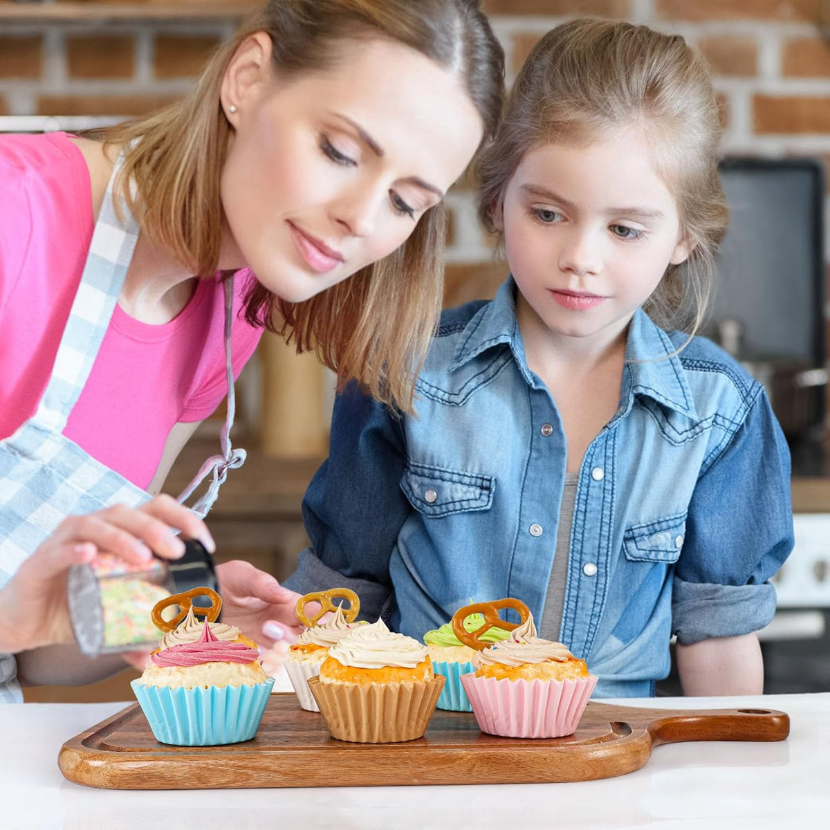 Caperci Grease-Resistant Standard Blue Cupcake Liners 150 Counts - Heavy Duty Paper Muffin Baking