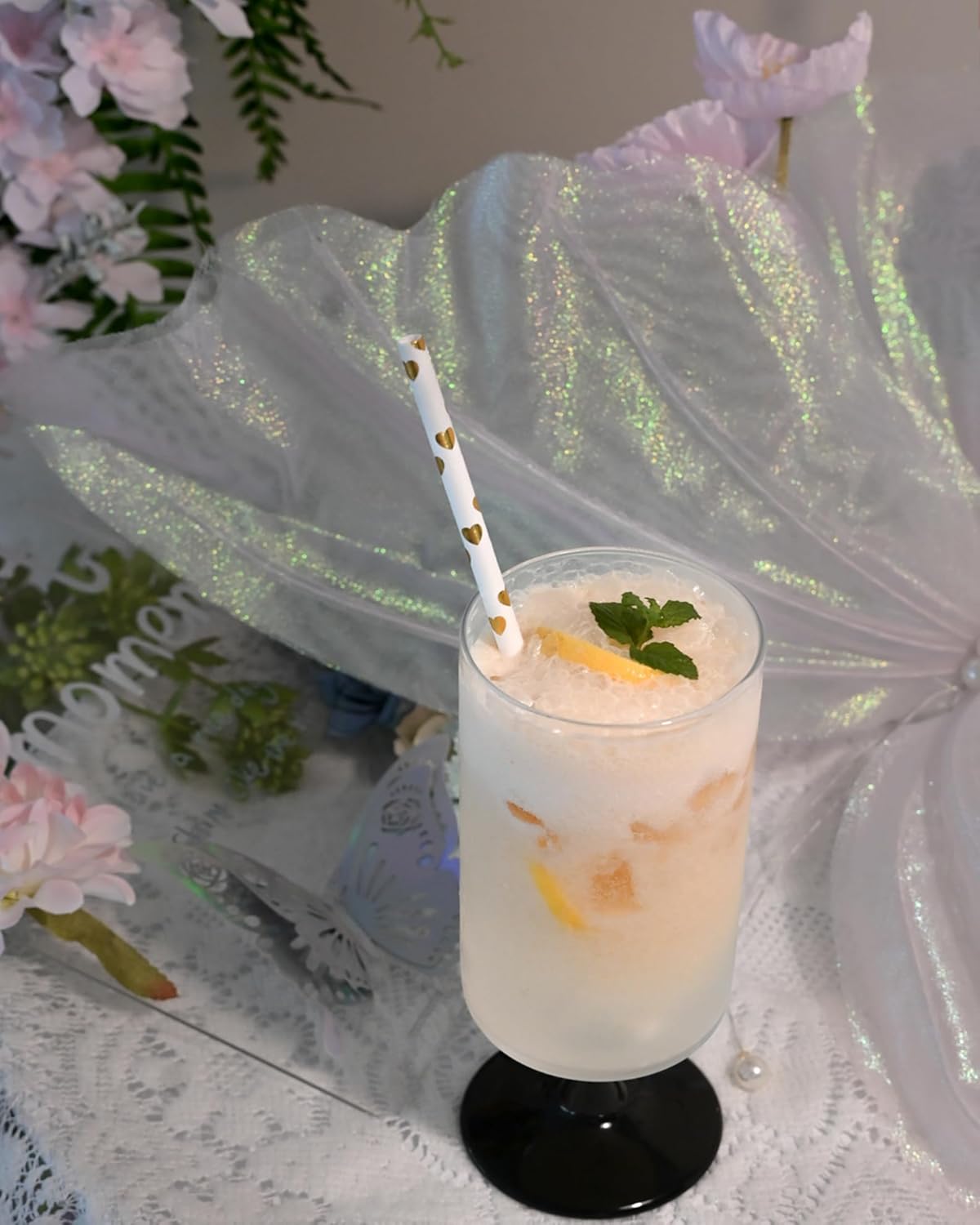 Gold Paper Straws - Biodegradable Disposable Drinking Straws for Party, Birthday, Wedding