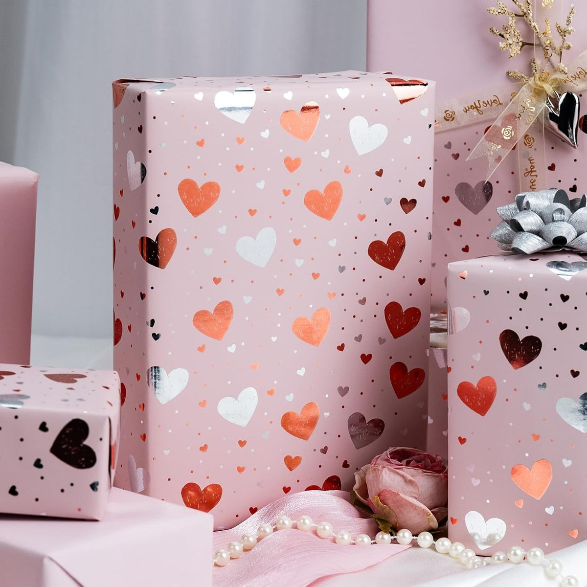 Burymento Gold Foil Heart Wrapping Paper, Reversible Pink Gift Wrap for Birthday, Valentines