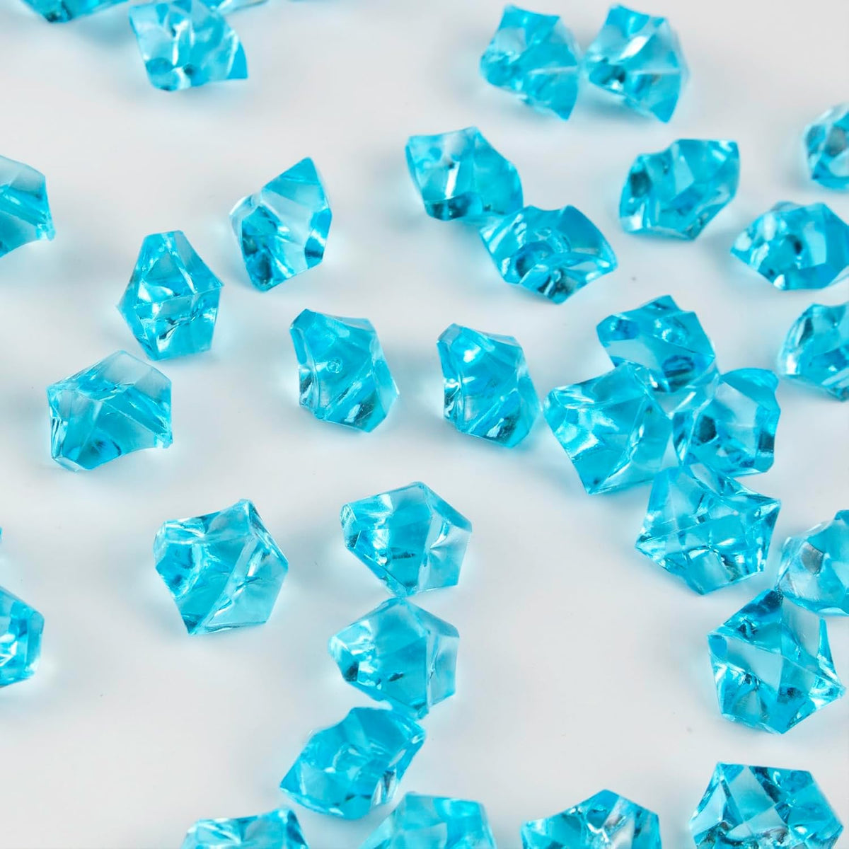 820 PCS Blue Fake Ice,0.43x0.55 Inch,1.1 lbs Acrylic Crystal Gemstones for Decoration, Photography