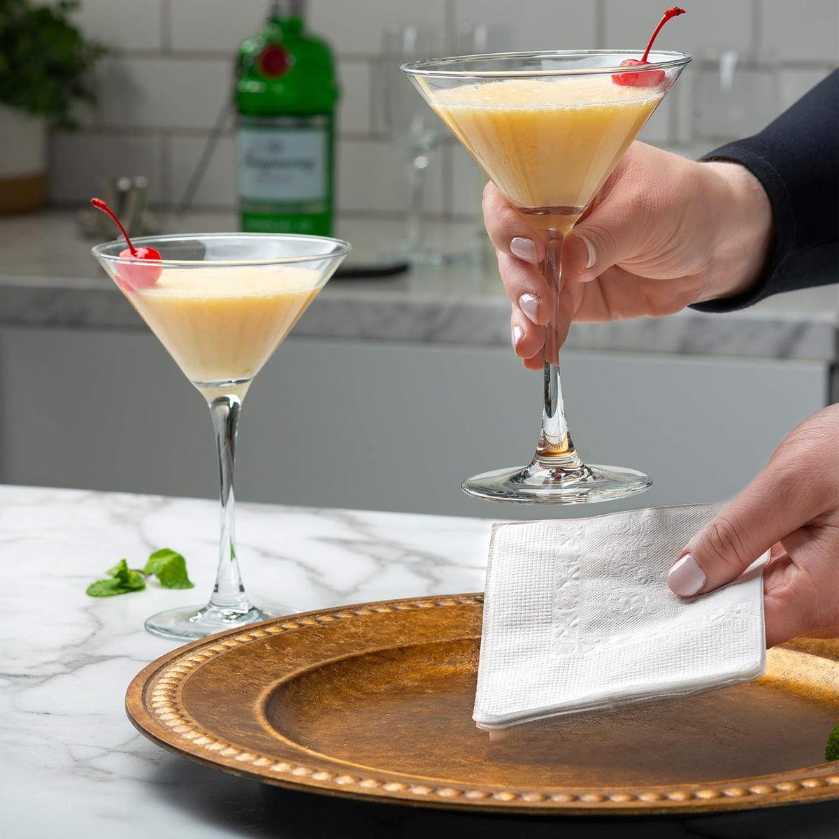 GUSTO [500 Count - 4.5 x 4.5 Folded] White Beverage Napkins - 1-Ply Bulk Cocktail Napkins