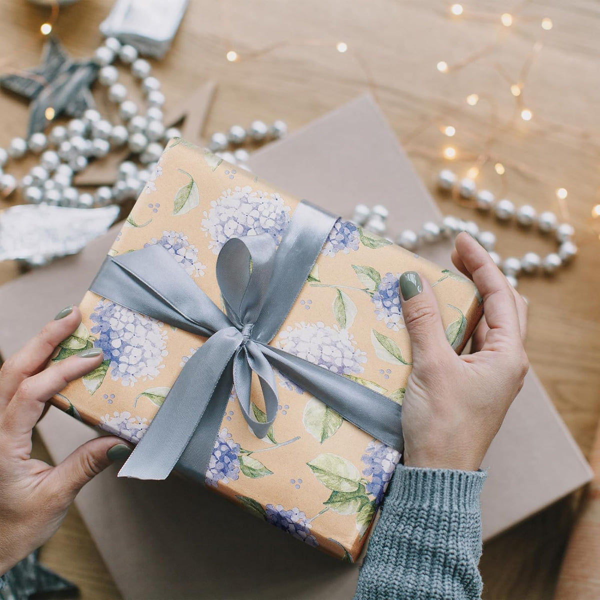 RUSPEPA 30" X 32.8' Hydrangea Wrapping Paper Large Kraft Paper Roll, Jumbo Roll, Purple Floral