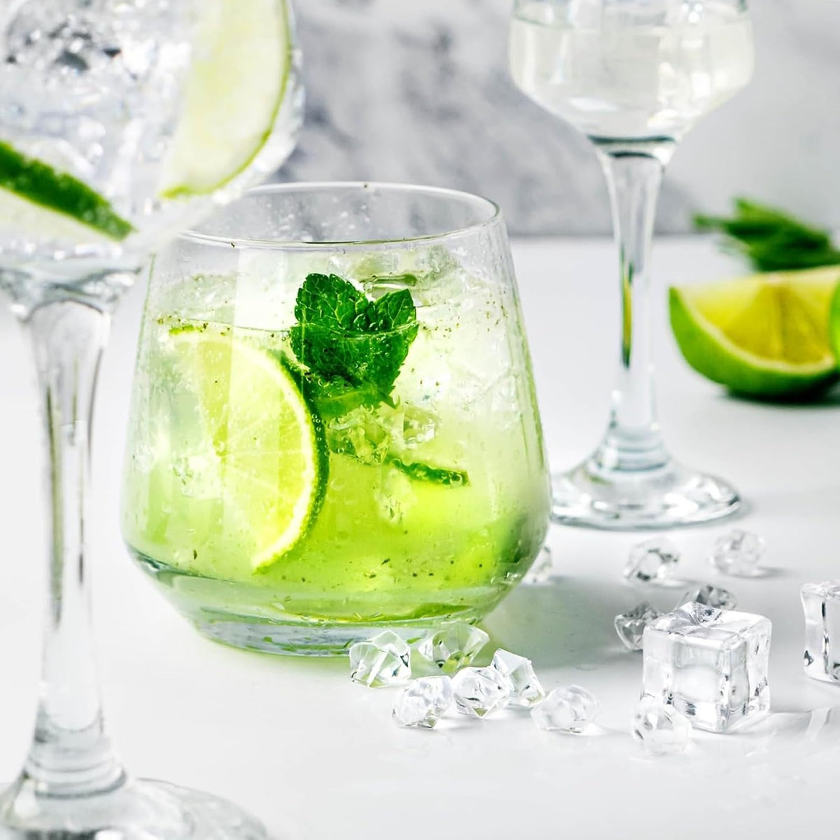 Fake Ice Cubes, 1000 Pcs Acrylic Ice Rocks for Centerpieces, 11 * 14 mm Artificial Ice Table