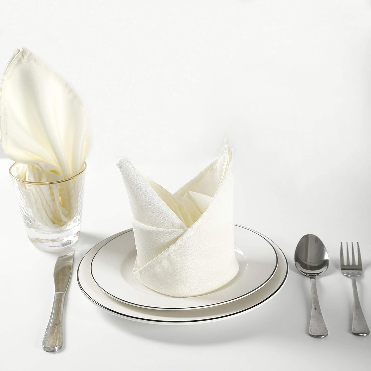 Cloth Napkins 17x17 inch Washable Polyester Dinner Napkins Soft Table Napkins for Wedding Party