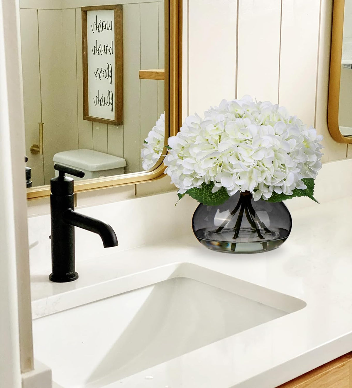 Hollyone Hydrangea Artificial Flowers with Glass Vase White Silk Faux Flowers Arrangements with