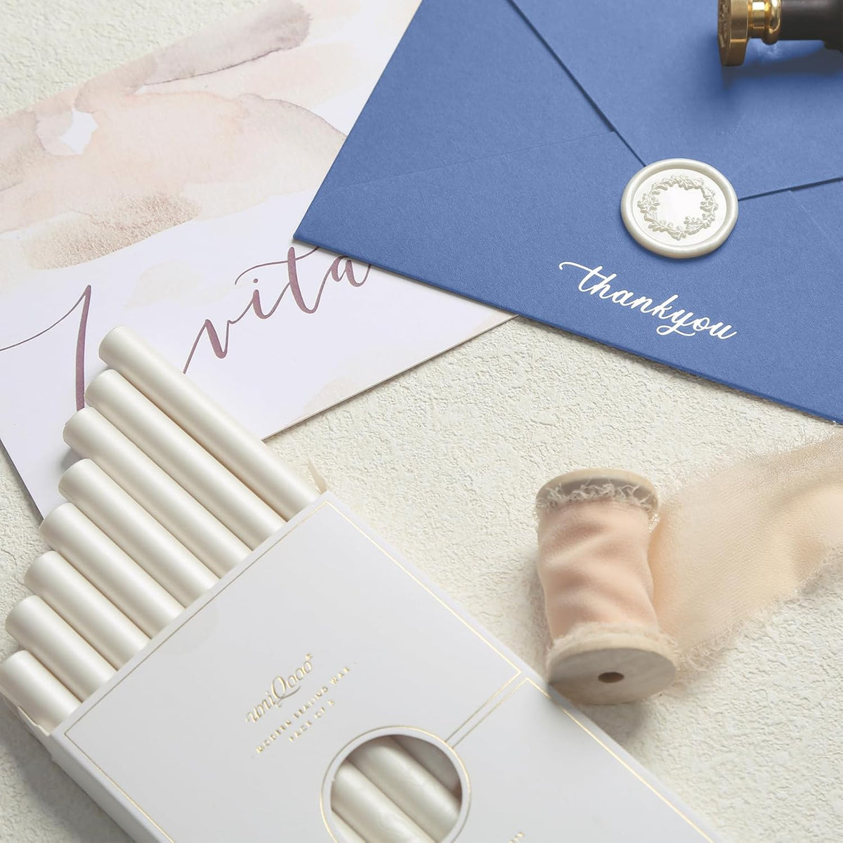 UNIQOOO Pearl White Glue Gun Sealing Wax Sticks for Wax Seal Stamp - Perfect for Wedding
