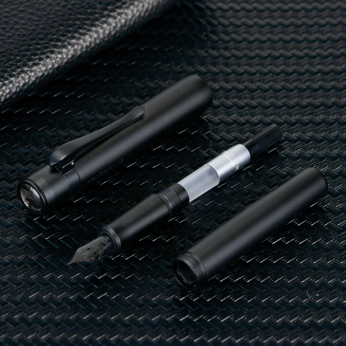 Hongdian M2 Mini Fountain Pen with Extra Fine Soft Nib, Sleek Shape Aluminium Short Pocket Travel