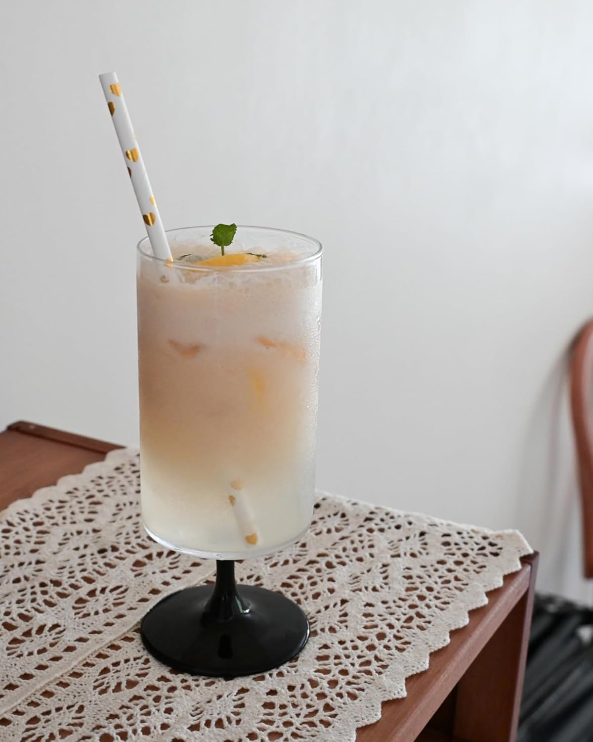 Gold Paper Straws - Biodegradable Disposable Drinking Straws for Party, Birthday, Wedding