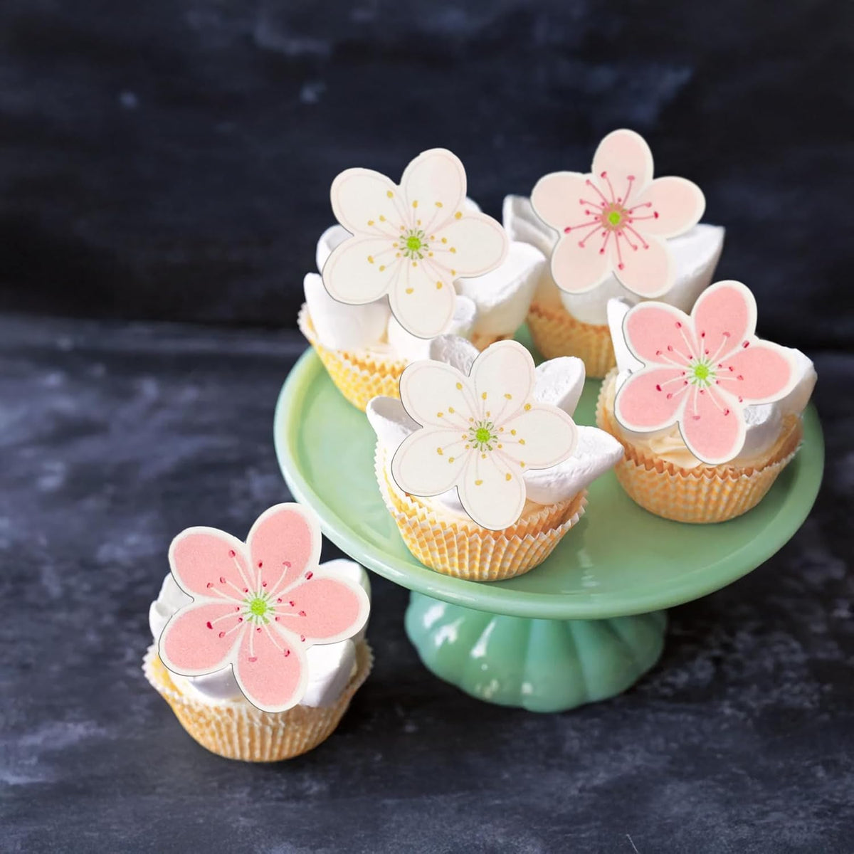 Ephlyn 54Pcs Edible Cherry Blossom Cake Decoration Spring Flowers Cupcake Toppers Wafer Paper