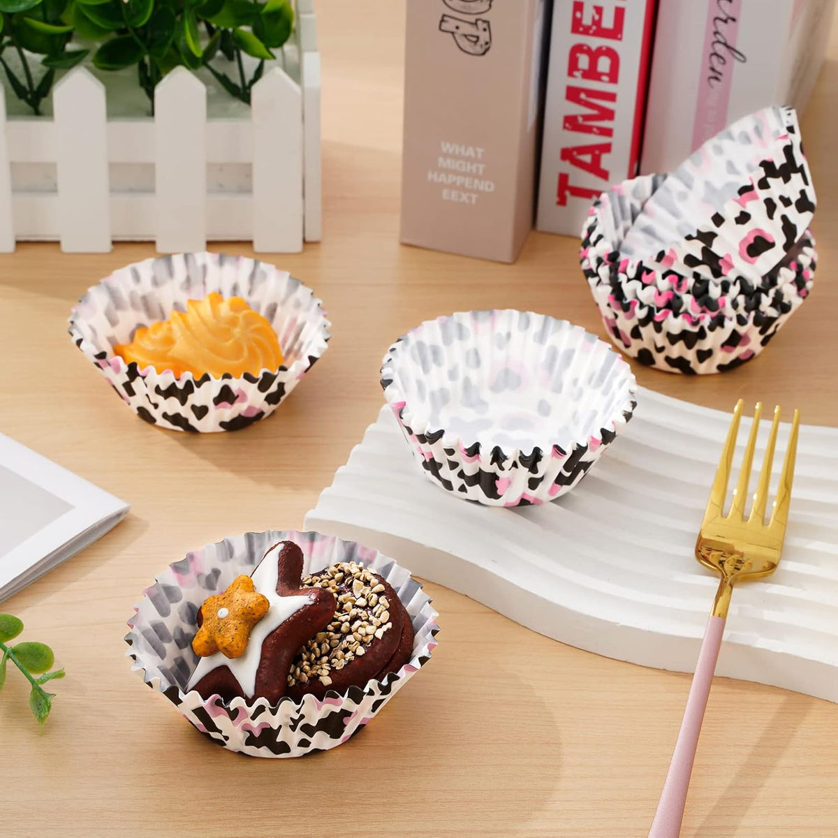 Waline 300 Pcs Cow Print Cupcake Liners - 2x1.2 Inch Cow Animal Baking Cups Holders for Baby