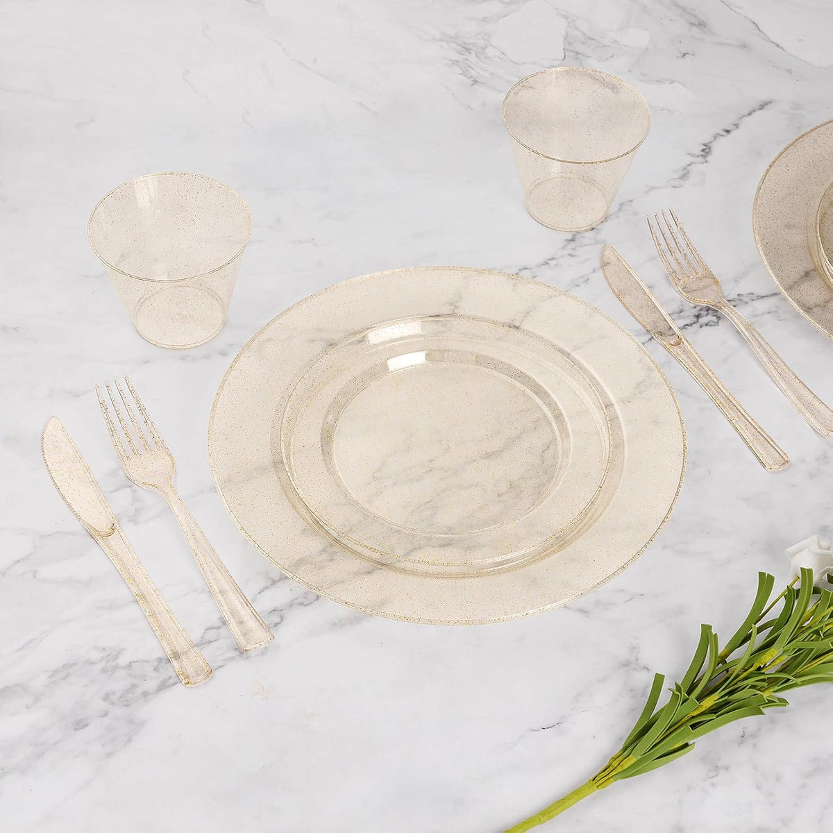 Goodluck 700 Piece Gold Glitter Plastic Dinnerware Set for 100 Guests, Disposable Plates for Party