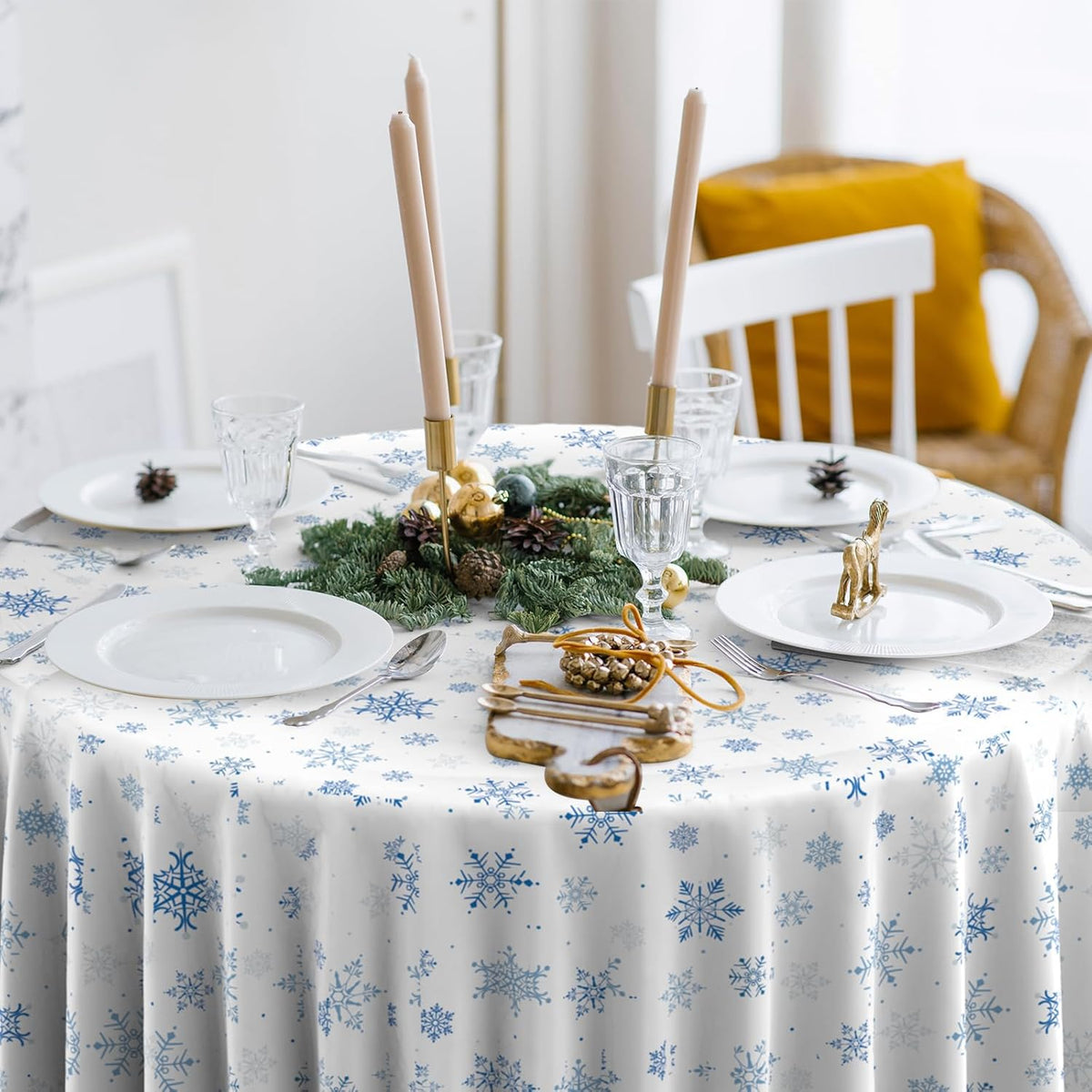 6 Pieces Christmas Snowflake Plastic Party Tablecloth Decorations,Disposable Blue Snowflake White