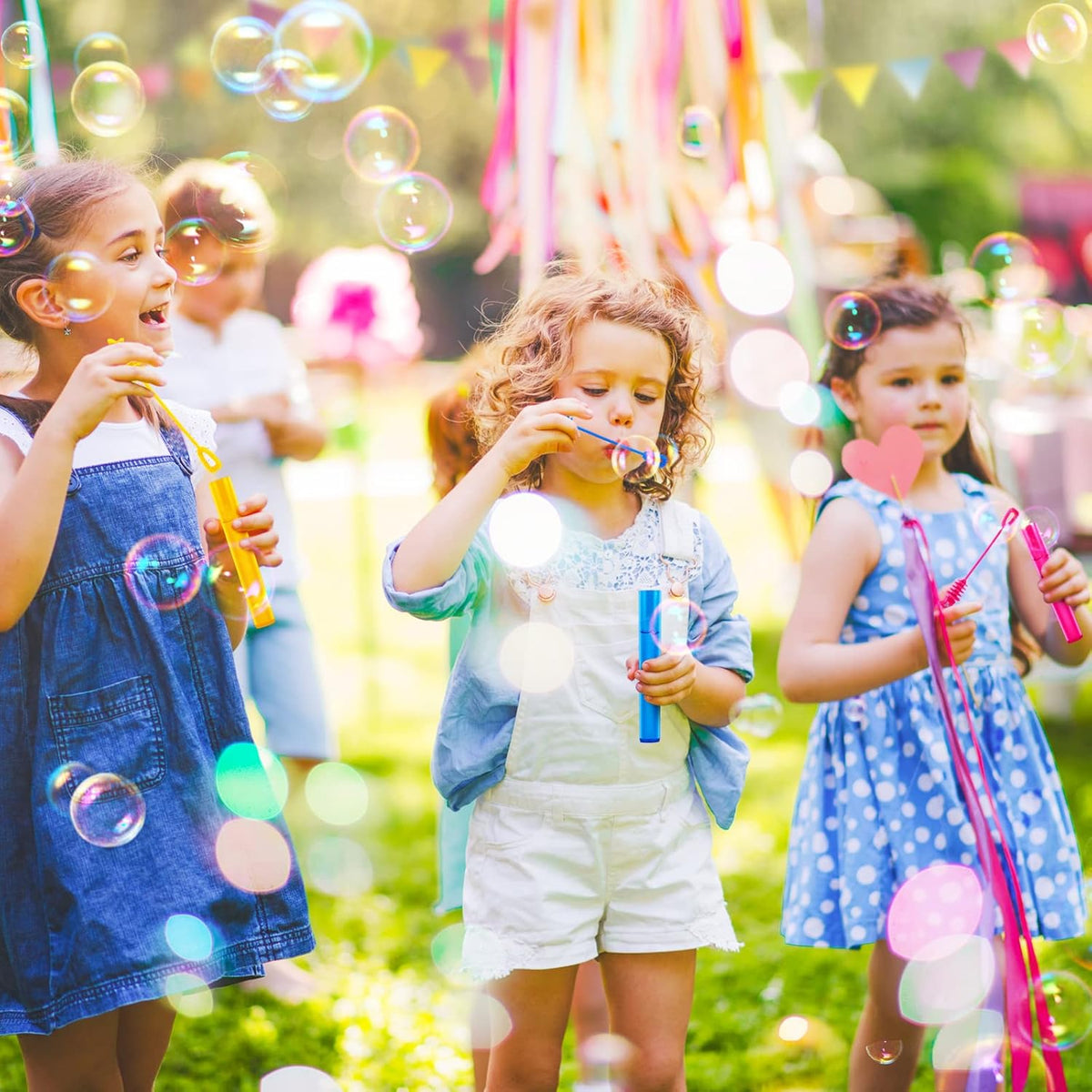 Letapapa Bubble Wand, 400 Pcs Mini Bubble Wands Bulk in 10 Colors, Bubble Easter Halloween Party