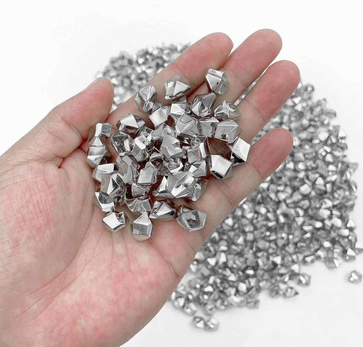 Fake Crushed Ice Cubes, Vase Fillers, 11 * 14 mm 650 pcs Reusable Fake Ice Cubes Artificial Acrylic