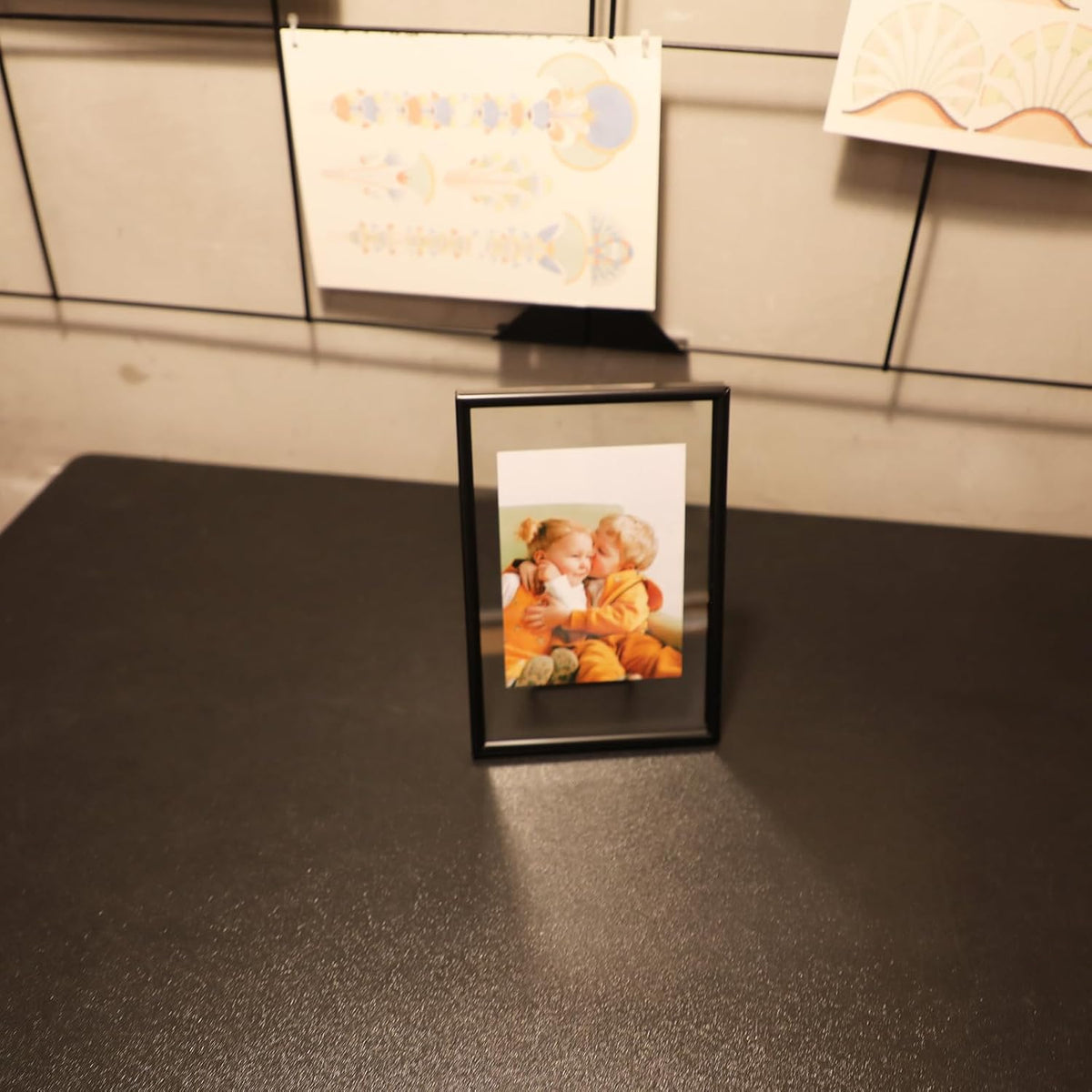 Black Floating Frame (4"x6",Vertical) with Romantic Heart, For Picture Sizes 3x5, 2x3,1x2, Tabletop