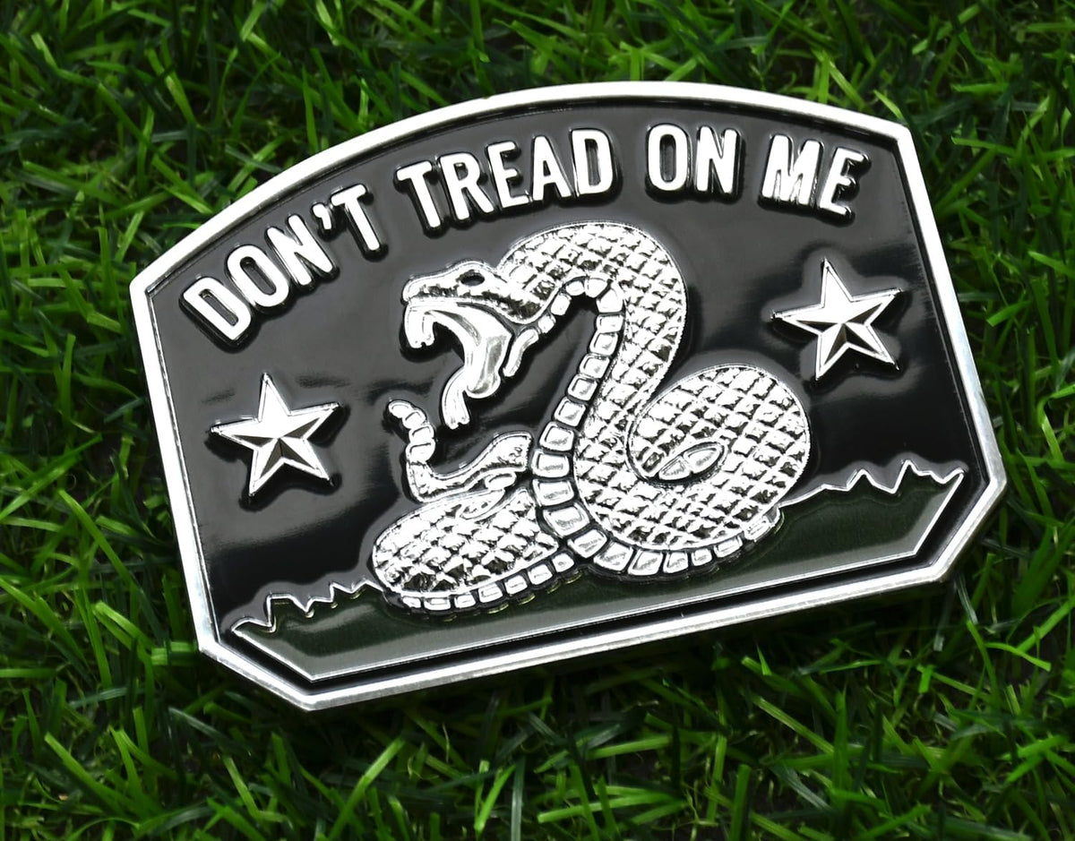 1x Gadsden Flag Rattlesnake Car Emblem 3D Decal Sticker with Don't Tread ON ME Slogan Fit for Car