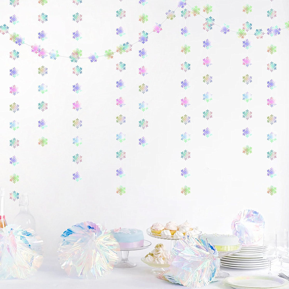 Snowflake-Snow Iridescent-Holographic Christmas Party-Decoration Garland - 52ft Winter Wonderland